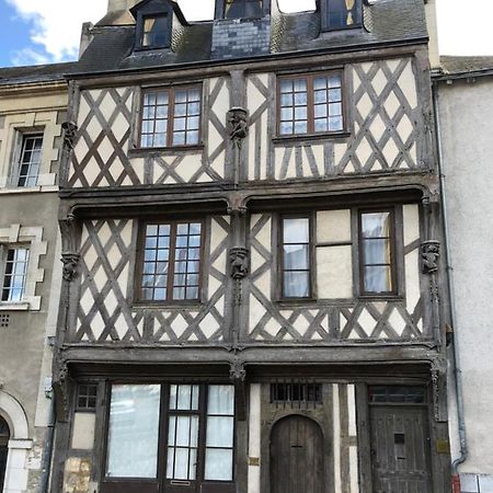 Maison Des Acrobates Blois Esterno foto